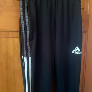 Men’s XS Adidas tapered joggers